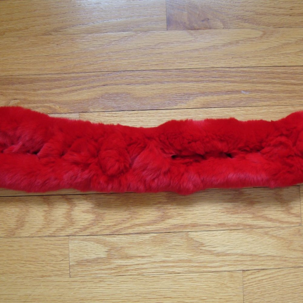 Red Rex Rabbit Fur Scarf/Muffler - Picture 3 of 7